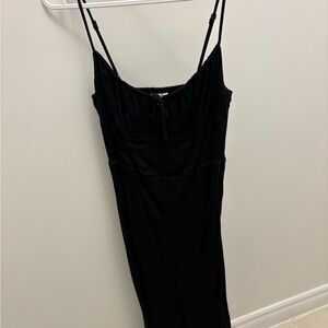 Aritzia Wilfred Black Bellow Midi Dress